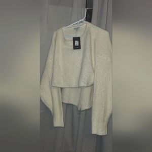 2 piece women's set. NWT. Size medium. Cropped sweater high-waisted shorts